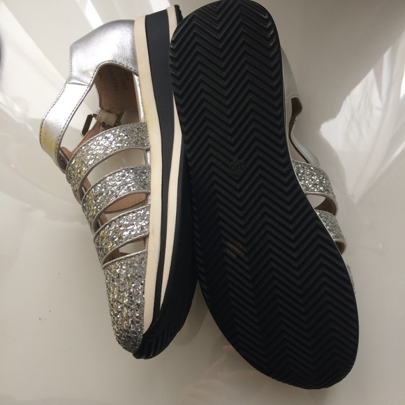 Silver open wedge sandal - Picture 6 of 6